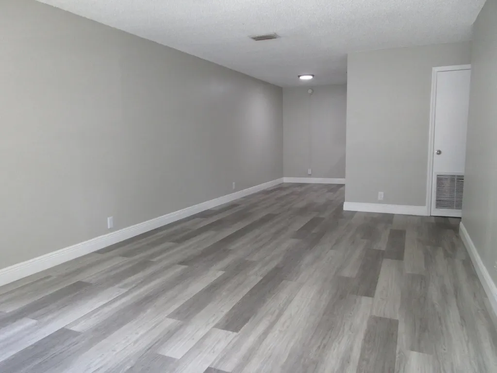 8601 NW 35th Street Coral Springs FL 33065