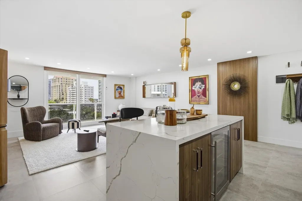 336 N Birch Road Fort Lauderdale FL 33304