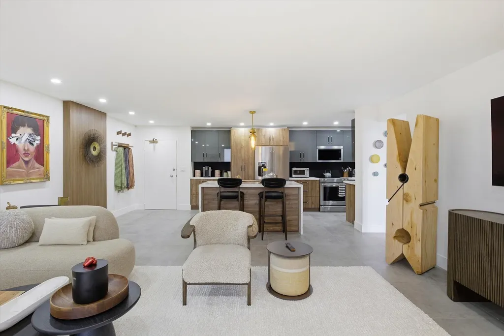 336 N Birch Road Fort Lauderdale FL 33304