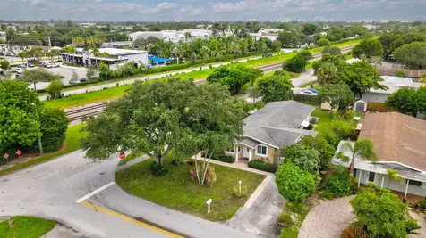 272 NE 13th Street Delray Beach FL 33444