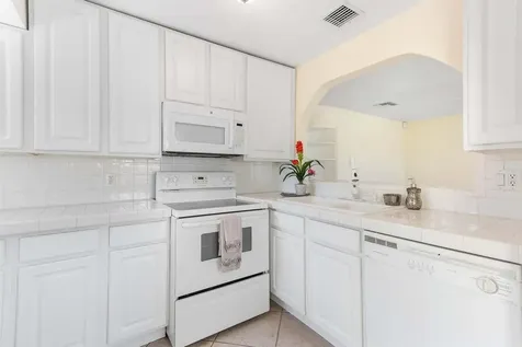 272 NE 13th Street Delray Beach FL 33444