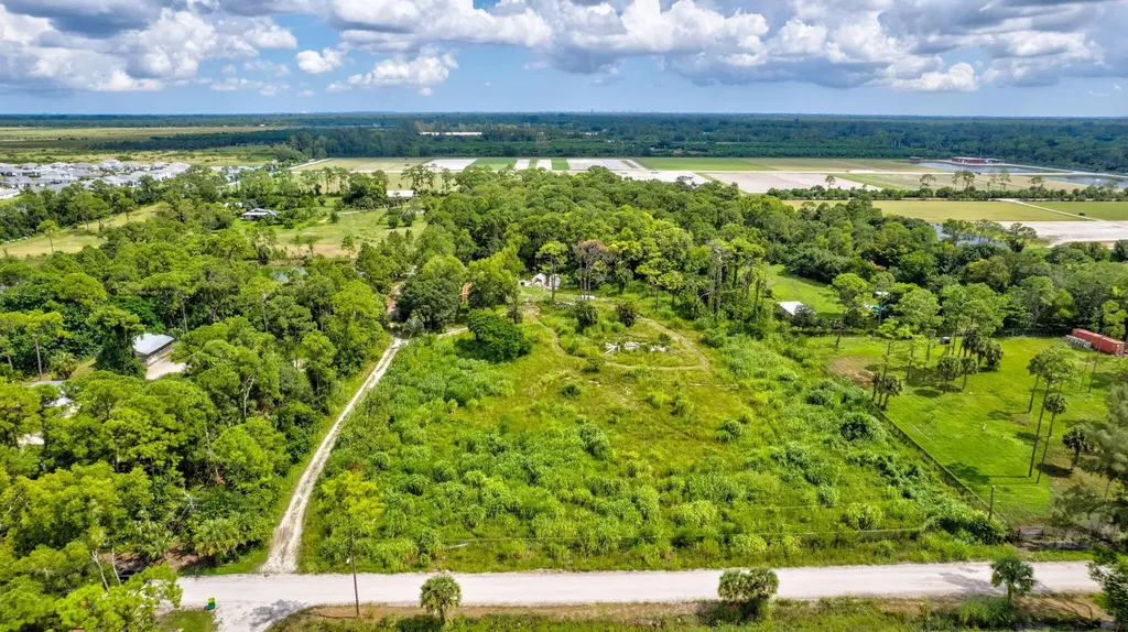 15532 43rd Road N Loxahatchee Groves FL 33470