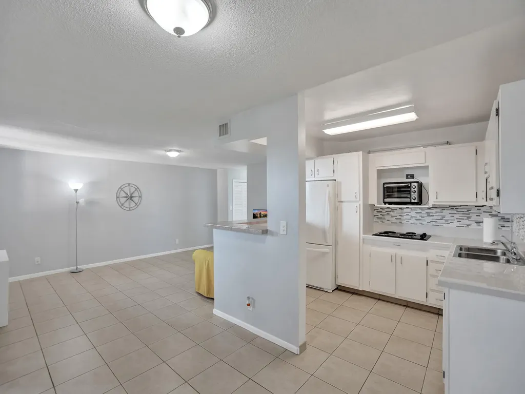 1811 Jefferson Street Hollywood FL 33020