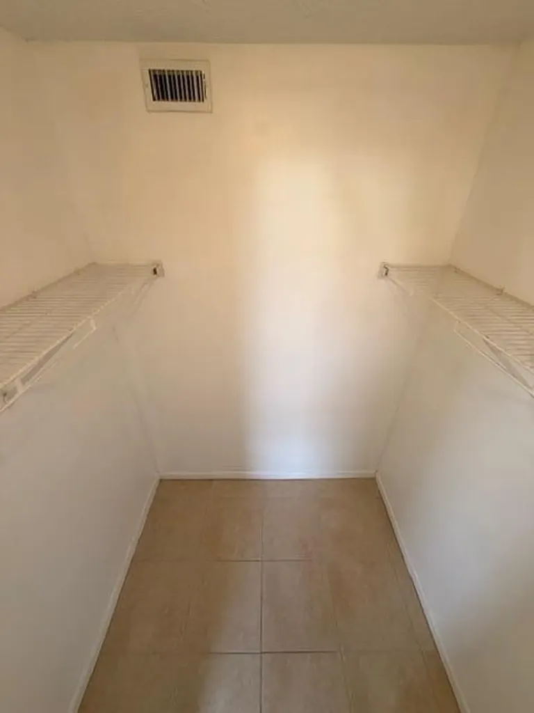 5661 Riverside Drive Coral Springs FL 33067
