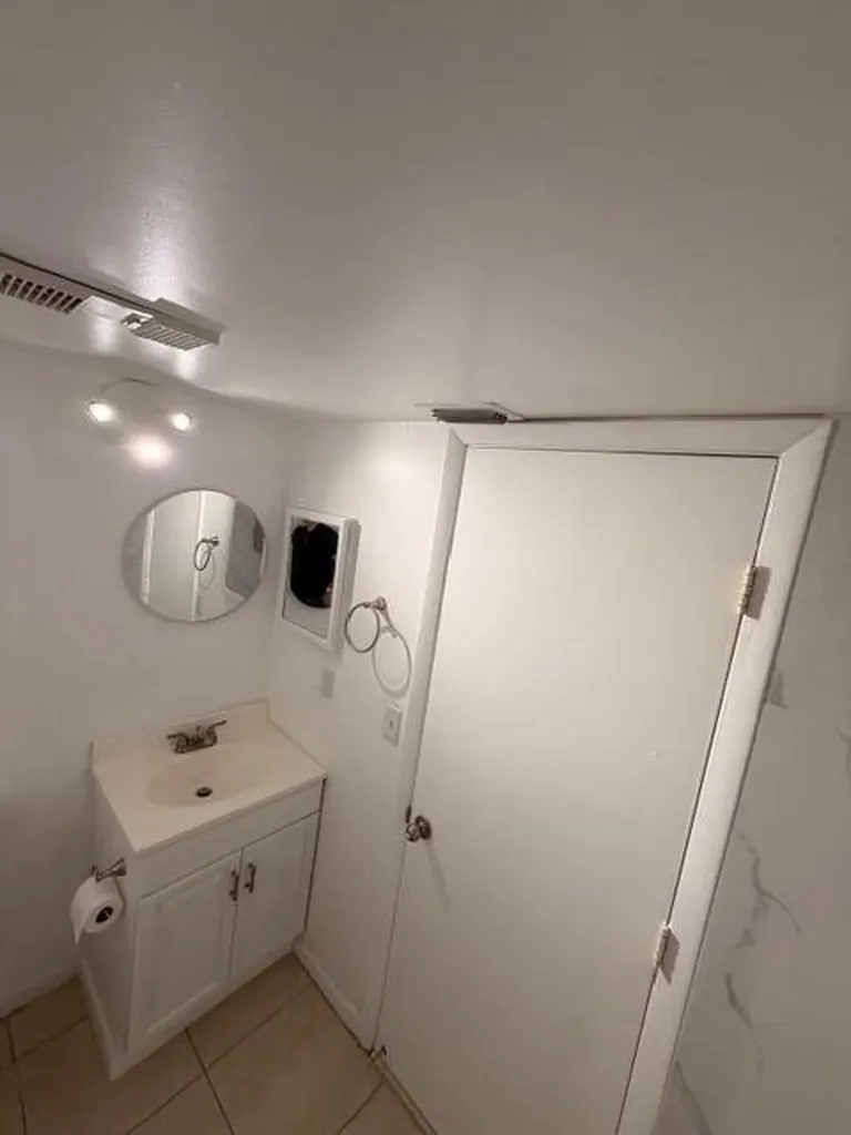 5661 Riverside Drive Coral Springs FL 33067