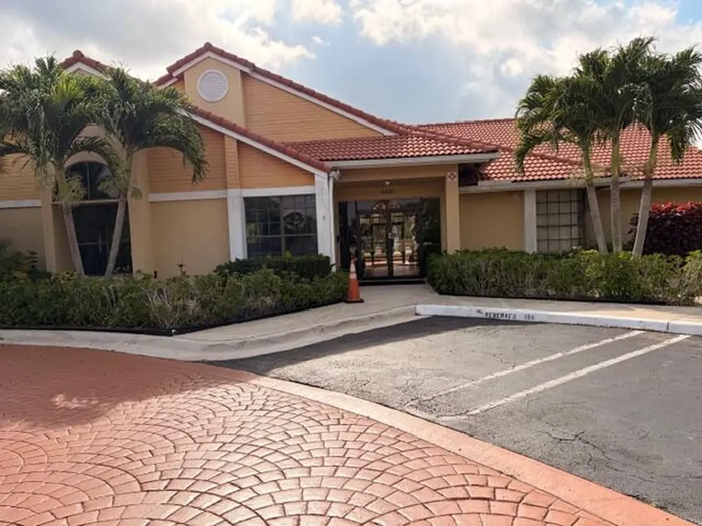 5661 Riverside Drive Coral Springs FL 33067