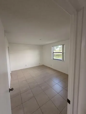 5661 Riverside Drive Coral Springs FL 33067