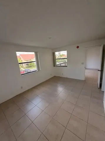 5661 Riverside Drive Coral Springs FL 33067