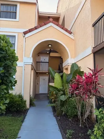 5661 Riverside Drive Coral Springs FL 33067