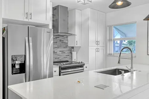 245 Main Boulevard Boynton Beach FL 33435