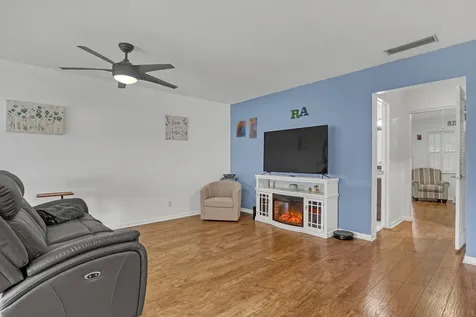 245 Main Boulevard Boynton Beach FL 33435
