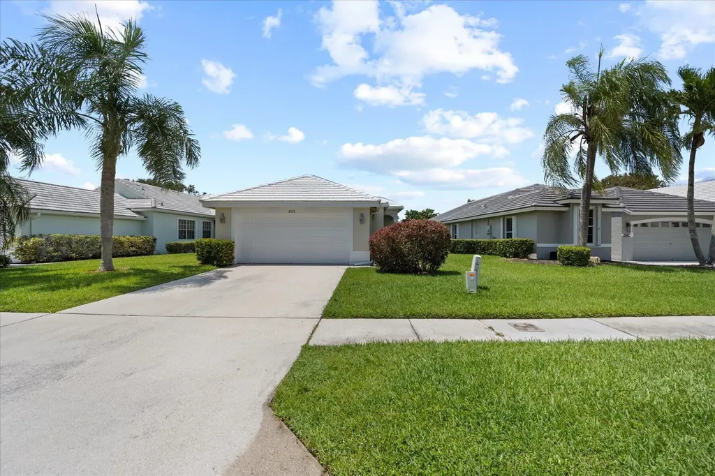 2573 Country Golf Drive Wellington FL 33414