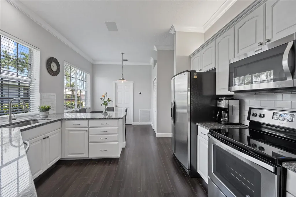 2573 Country Golf Drive Wellington FL 33414