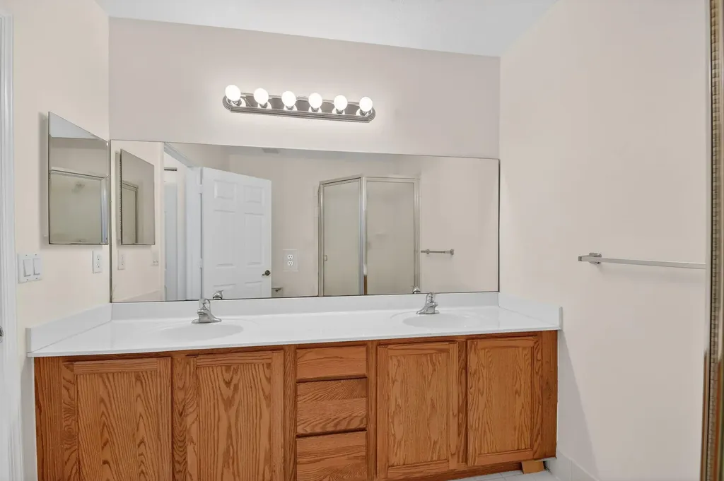 2806 S Evergreen Circle Boynton Beach FL 33426