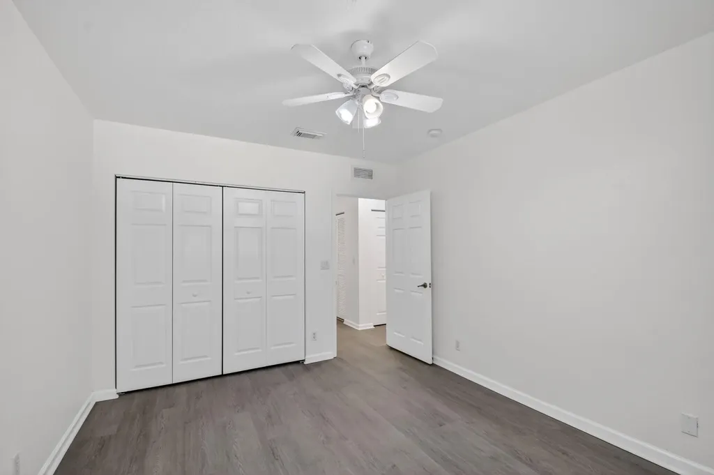 2806 S Evergreen Circle Boynton Beach FL 33426