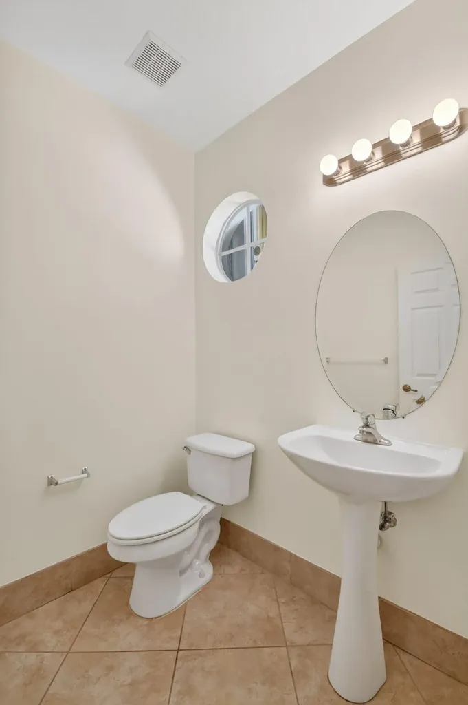 2806 S Evergreen Circle Boynton Beach FL 33426