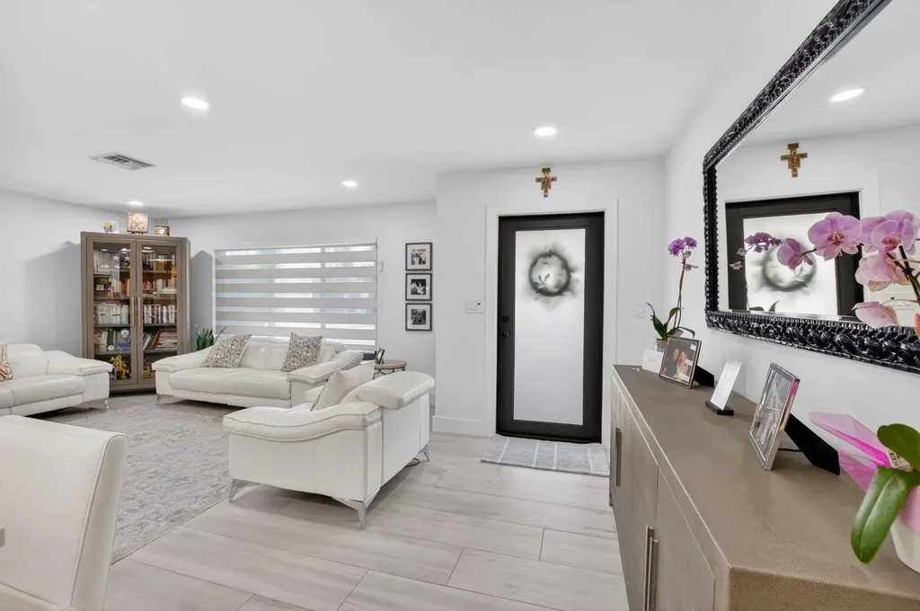 658 NW 7th Avenue Boca Raton FL 33486
