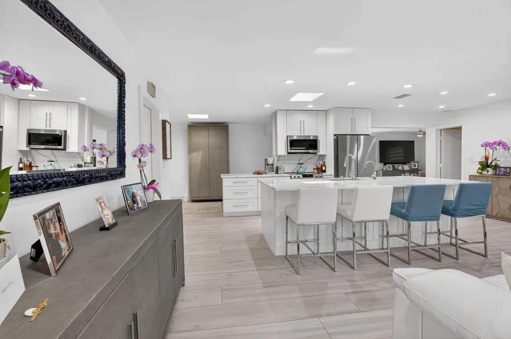 658 NW 7th Avenue Boca Raton FL 33486