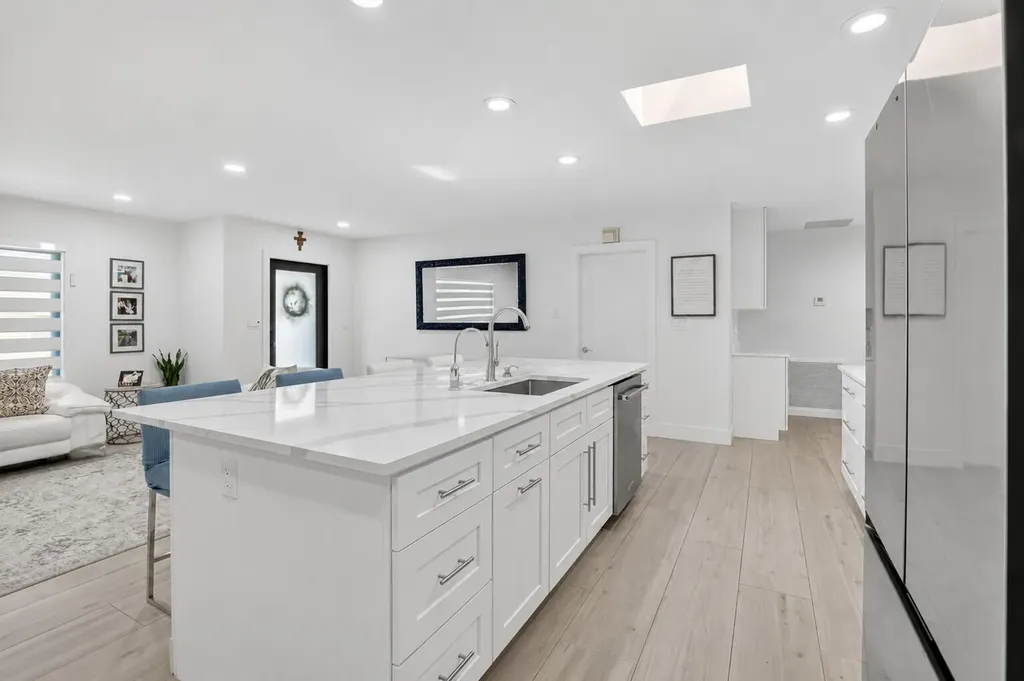 658 NW 7th Avenue Boca Raton FL 33486
