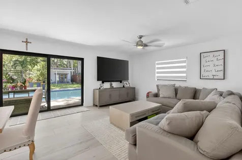 658 NW 7th Avenue Boca Raton FL 33486