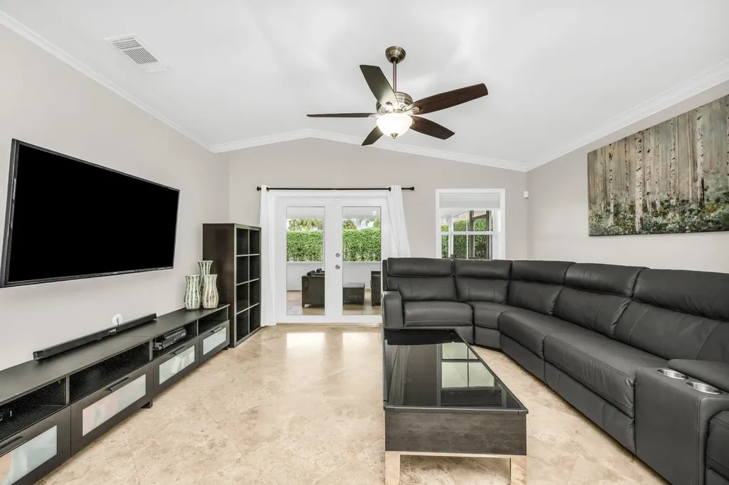 12361 NW 55th Street Coral Springs FL 33076