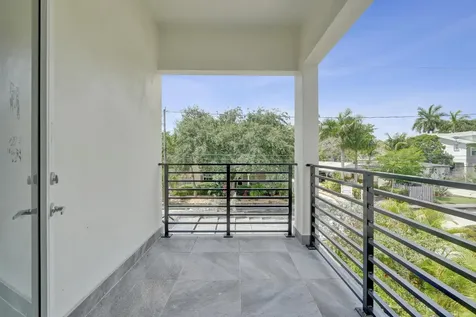 1215 W Las Olas Boulevard Fort Lauderdale FL 33312