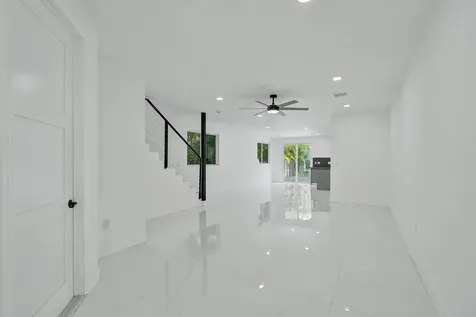 1215 W Las Olas Boulevard Fort Lauderdale FL 33312