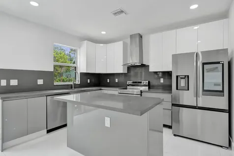 1215 W Las Olas Boulevard Fort Lauderdale FL 33312