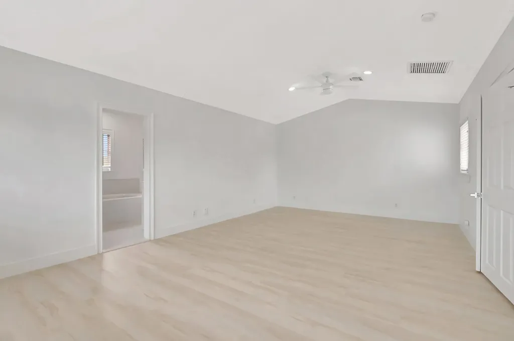 237 NW 7th Street Boca Raton FL 33432