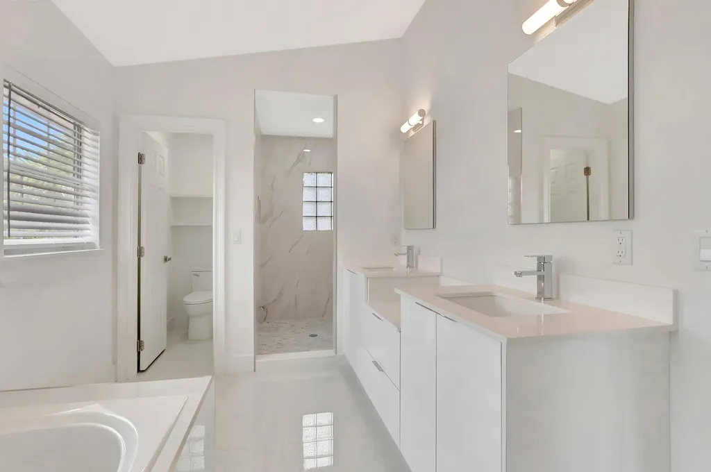 237 NW 7th Street Boca Raton FL 33432
