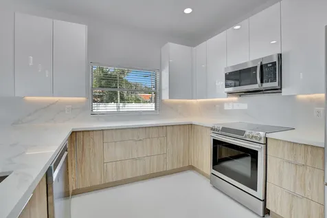 237 NW 7th Street Boca Raton FL 33432