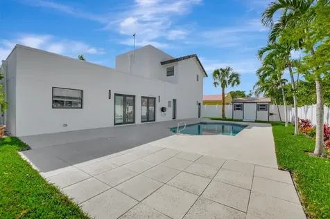 237 NW 7th Street Boca Raton FL 33432