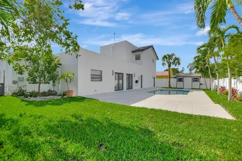237 NW 7th Street Boca Raton FL 33432