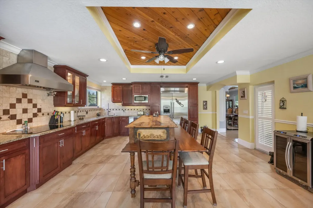 17948 N 33rd Road Road N The Acreage FL 33470