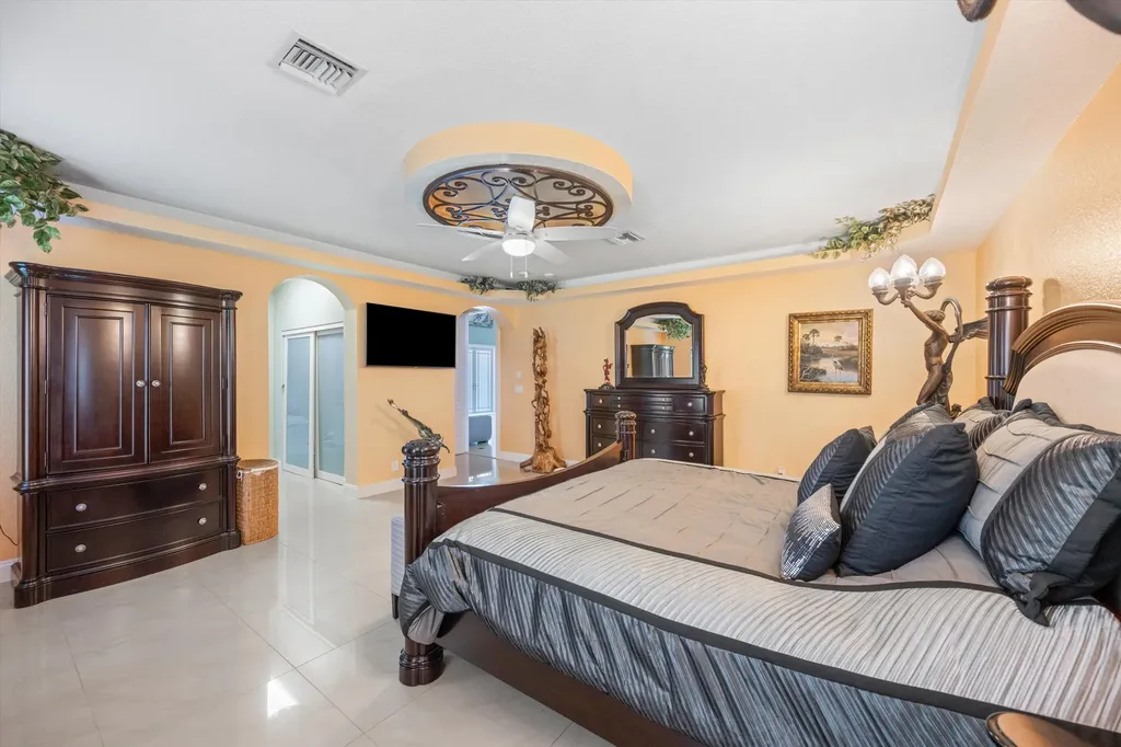 17948 N 33rd Road Road N The Acreage FL 33470