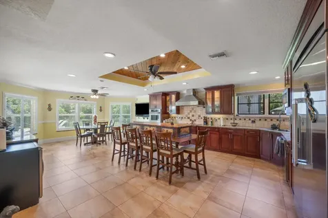 17948 N 33rd Road Road N The Acreage FL 33470