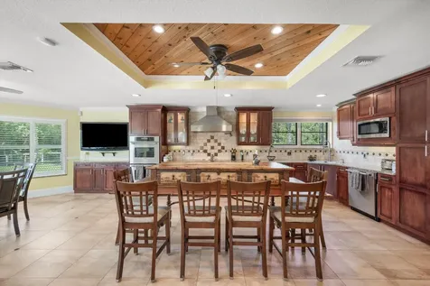 17948 N 33rd Road Road N The Acreage FL 33470