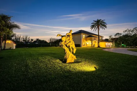 17948 N 33rd Road Road N The Acreage FL 33470