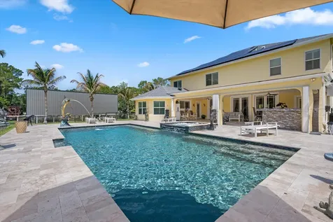 17948 N 33rd Road Road N The Acreage FL 33470