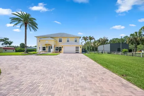 17948 N 33rd Road Road N The Acreage FL 33470