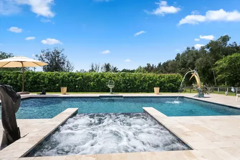 17948 N 33rd Road Road N The Acreage FL 33470