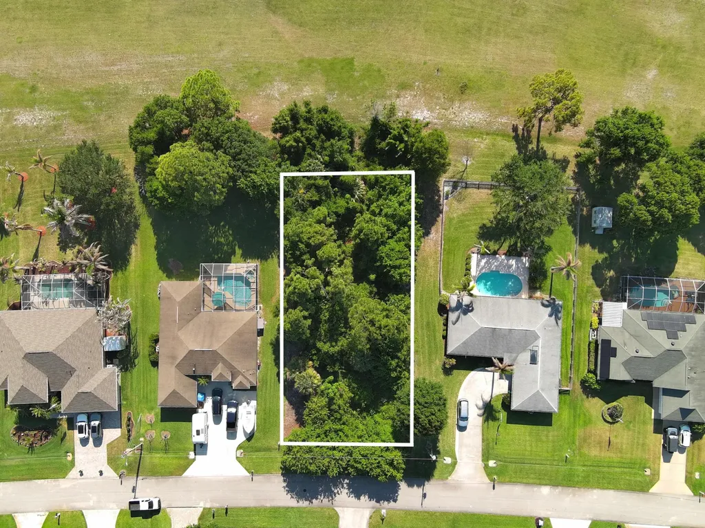 5203 Indian Bend Lane Fort Pierce FL 34951