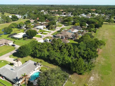 5203 Indian Bend Lane Fort Pierce FL 34951