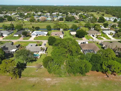 5203 Indian Bend Lane Fort Pierce FL 34951