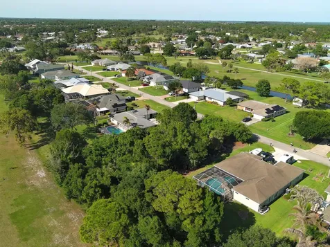 5203 Indian Bend Lane Fort Pierce FL 34951