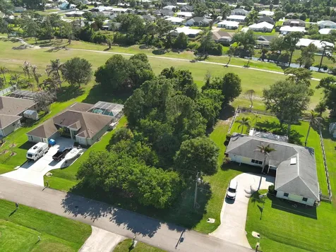 5203 Indian Bend Lane Fort Pierce FL 34951