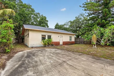968 NE Kubin Avenue Jensen Beach FL 34957