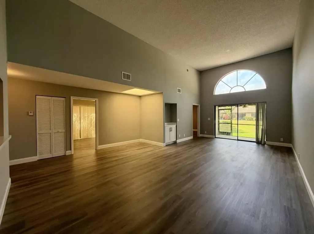 432 Ashwood Place Boca Raton FL 33431