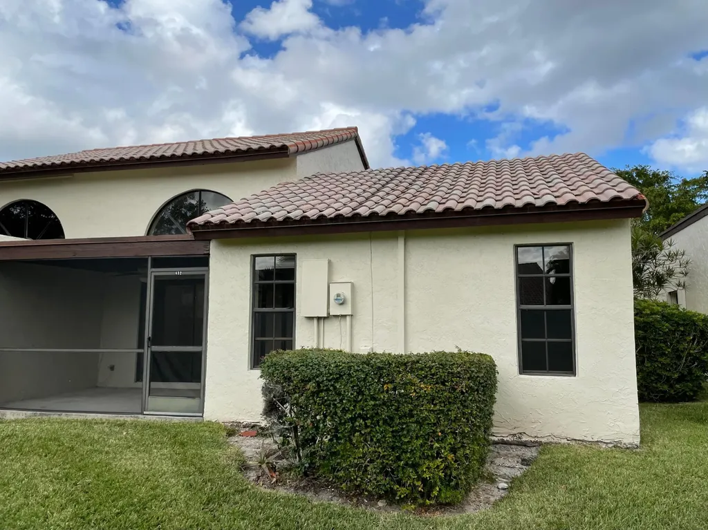 432 Ashwood Place Boca Raton FL 33431