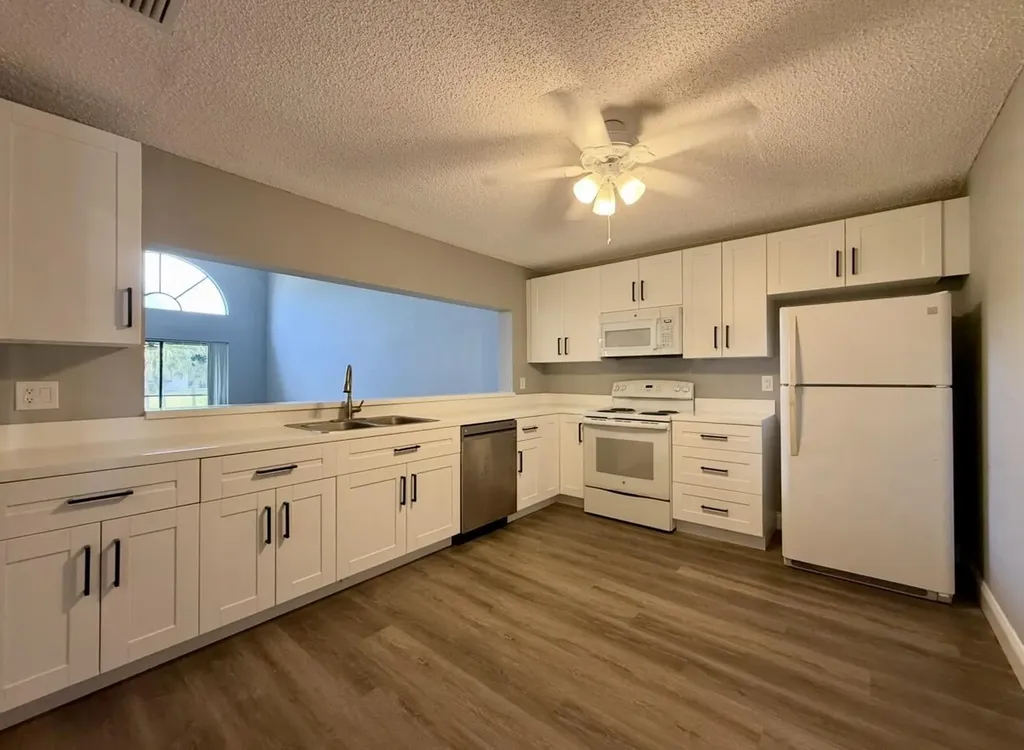 432 Ashwood Place Boca Raton FL 33431